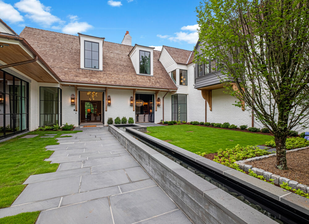 Milton <span class="text-accent">Estate</span>